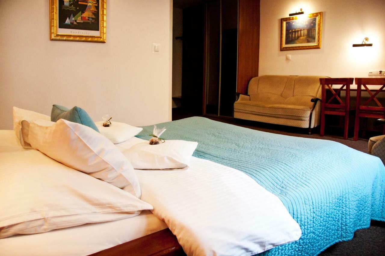 Hotel Pod Orlem Stary Toruń المظهر الخارجي الصورة